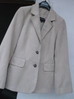 Neuwertige elegante warm-beige kurze Jacke, Größe 34-36 Frankfurt am Main - Nordend Vorschau