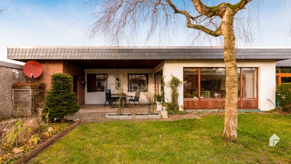 Attraktiver Bungalow mit Terrassengarten, EBK und Garage in vorteilhafter Lage in Henstedt-Ulzburg