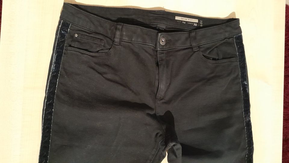 Esprit, edc, Damenjeans in schwarz Größe; 42 Länge 30 in Pinneberg