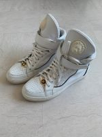 Versace Versus weiß Sneaker guter Zustand Gr. 41 Nürnberg (Mittelfr) - Mitte Vorschau