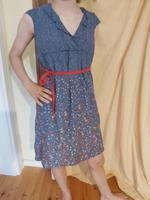Blaues Sommerkleid mit Punkten und Blümchen Brandenburg - Beetzsee Vorschau