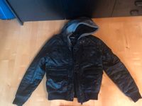 Fishbone Jacke Gr XS - Schwarz mit Kapuze Nordrhein-Westfalen - Bergisch Gladbach Vorschau