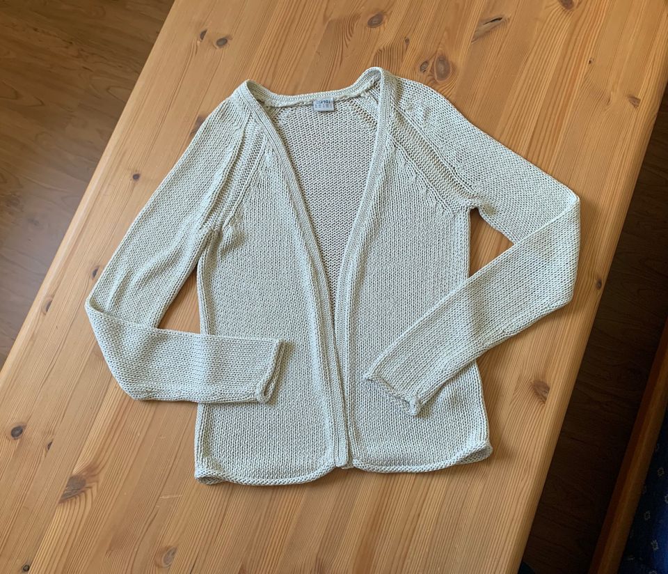 Strickjacke von Esprit, Größe XS in Husum