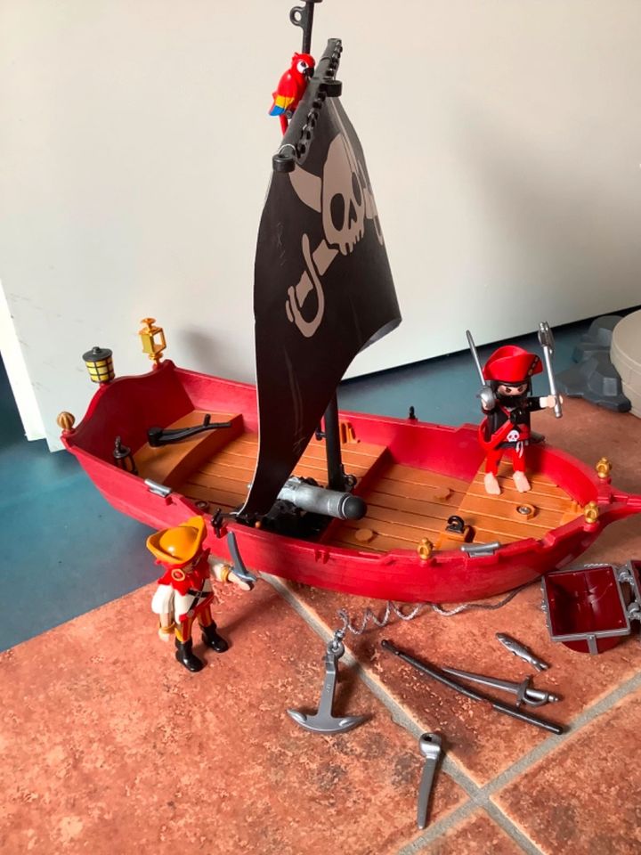 Playmobil SET Piratenschiff und Soldatenturm in Wiesbaden