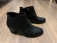 Tamaris Stiefeletten Gr. 39 NEU Thüringen - Eisenach Vorschau