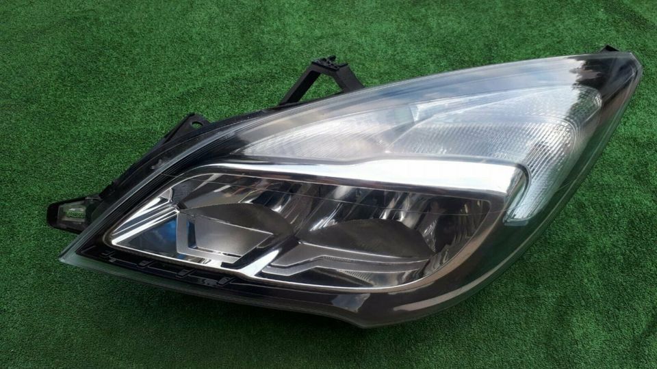 OPEL MERIVA B2 FACELIFT  HALOGEN   SCHEINWERFER  LINKS    1337233 in Neu-Isenburg