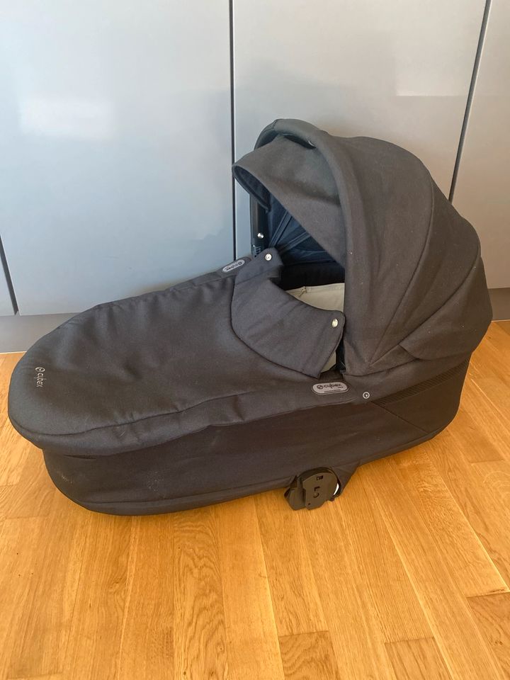 Cybex Babywanne Cot S Lux Moon Black in Lüdenscheid