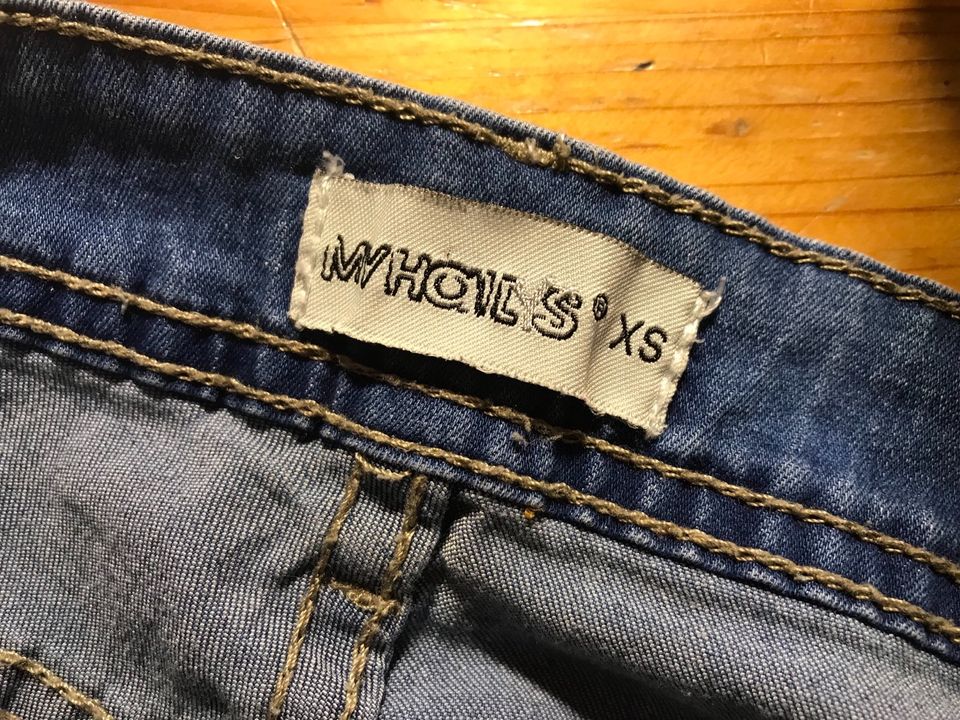 Jeansshorts Damen Größe XS in Konstanz