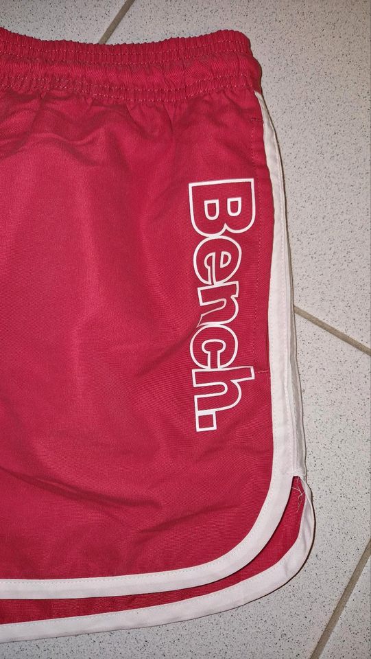 Badehose Bench Gr. L Herren rot Badeshorts in Bellheim