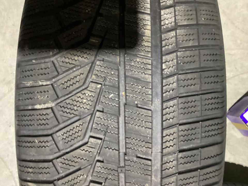 Volvo Komplettradsatz Alufelge Winterreifen 275/45R20 110V in Schmallenberg