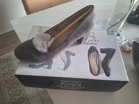 Nagelneue graue Pumps, Gr.37 Hessen - Laubach Vorschau