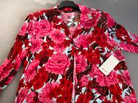 Bluse Damen ZARA Größe XL mit Blumen neu Bayern - Aschaffenburg Vorschau
