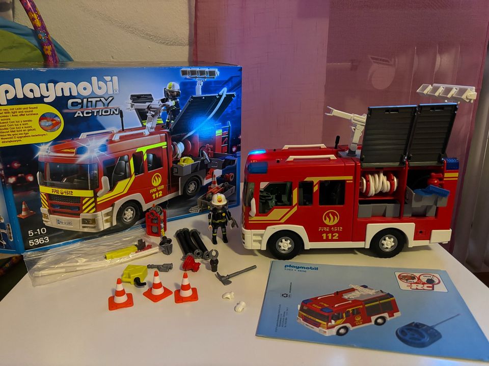 Playmobil Action 5363 Feuerwehr Löschgruppenfahrzeug Blaulicht in Lappersdorf