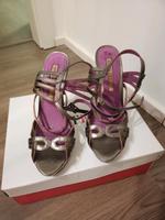 Buffalo Sandalen Gr. 39 High Heels Rose Gold Leder Kreis Pinneberg - Elmshorn Vorschau