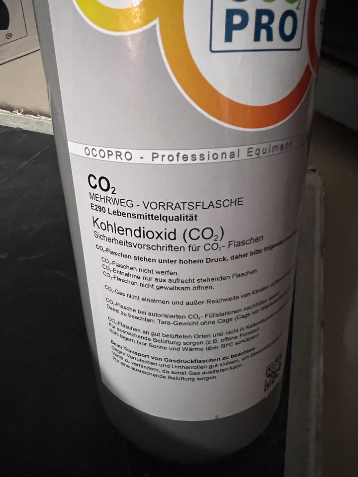 Aquarium CO2 Flasche Anlage in Dörentrup