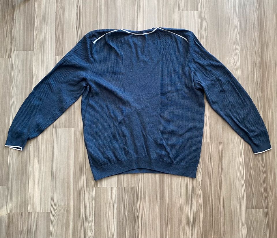 Boss Sweatshirt Größe XL in Bremen