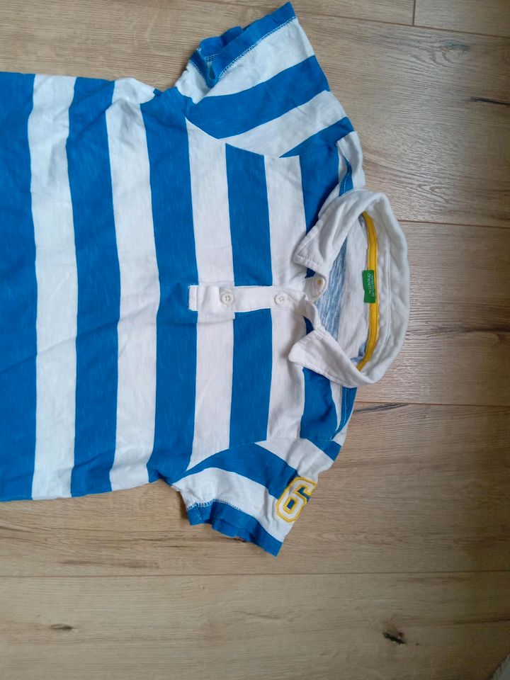 Poloshirt, Benetton, Gr.146, blau-weiß-gestreift, 5€, sgt Zustand in Mosbach
