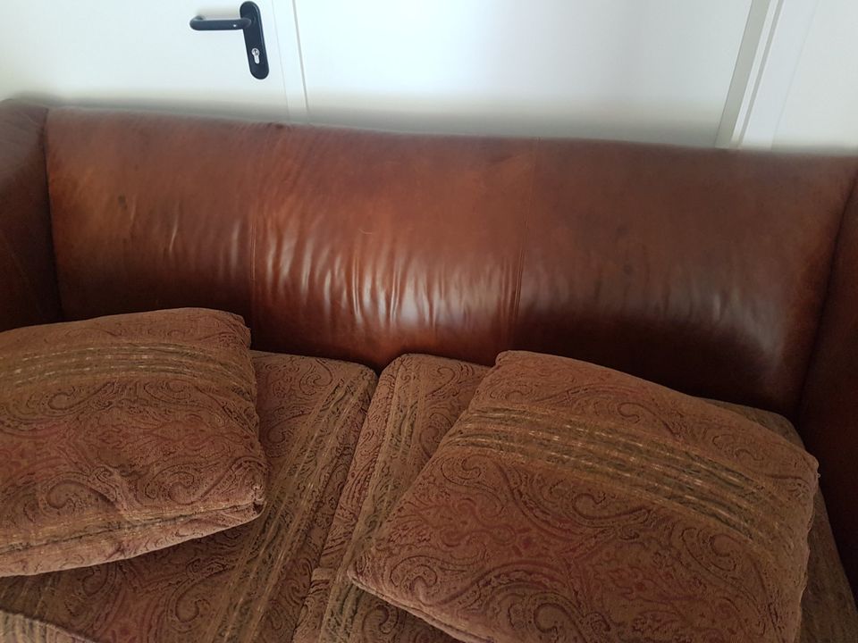 Vintage Chesterfield Couch Sofa, Designer Arthur McMillan in Kreuztal