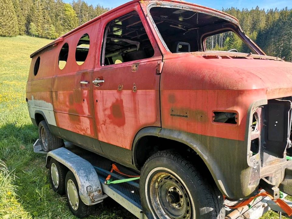 Chevy Van G20 Cargo 78er Karosse rollbar/lenkbar in Vöhrenbach