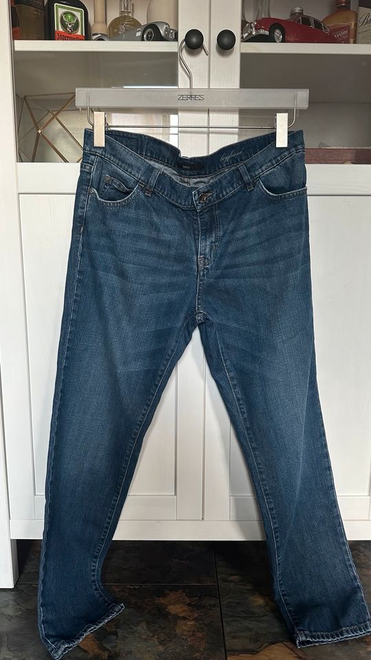 Hugo Boss Frauen Jeans hose Boyfriend Gr.L !kleine Löcher in Braunschweig