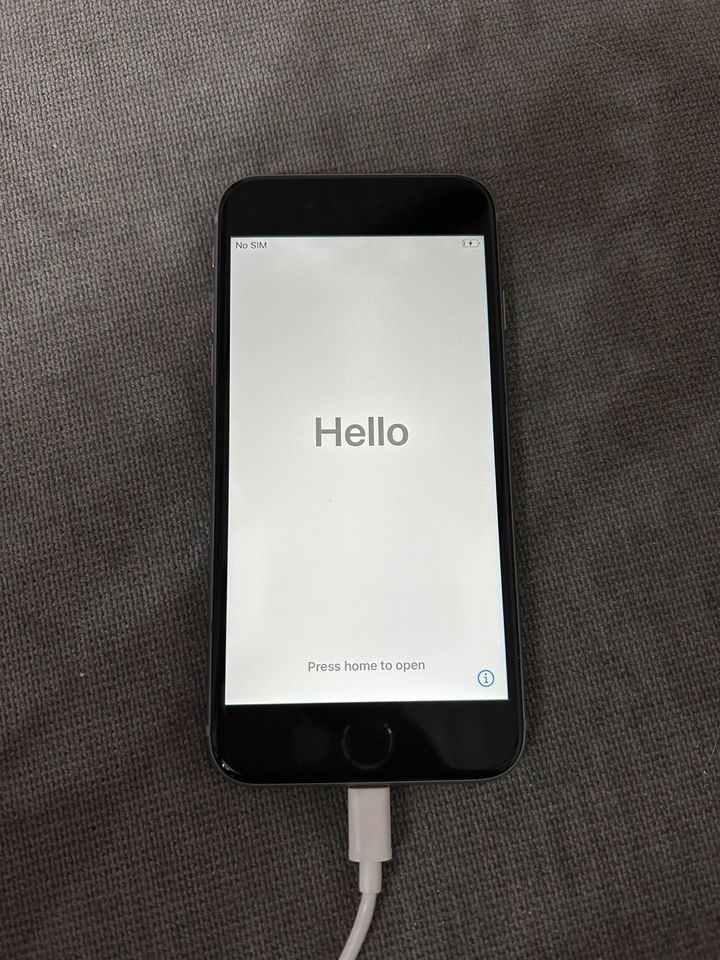 Apple iPhone 6s Space Gray 32gb in Leimen