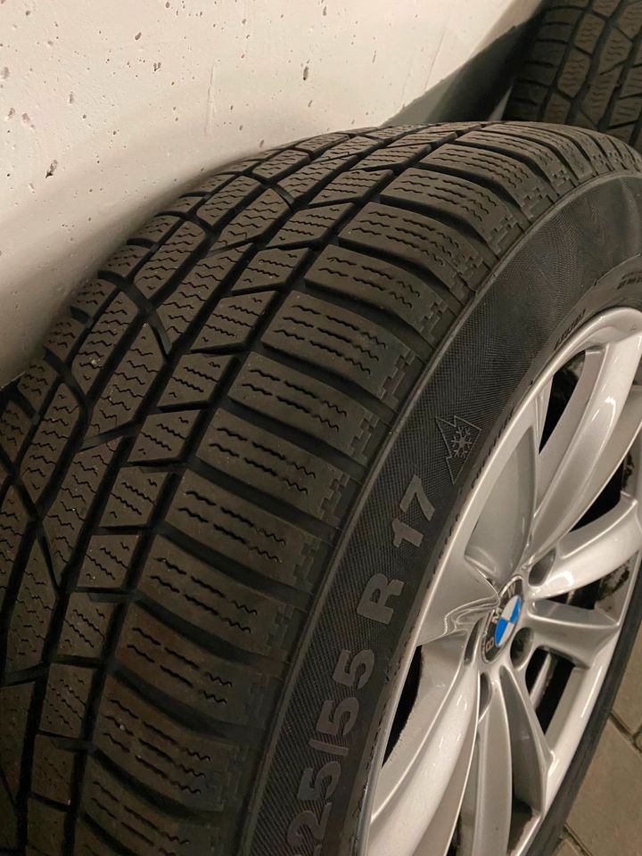 BMW Felgen mit Winter Reifen in München