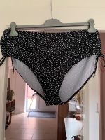 Badehose Bikinihose schwarz mit Punkten Ulla Popken Größe 56 Niedersachsen - Fredenbeck Vorschau