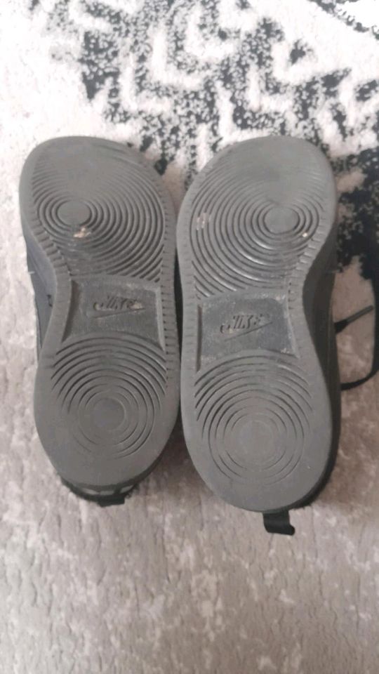 Nike winter Schuhe in Alzenau