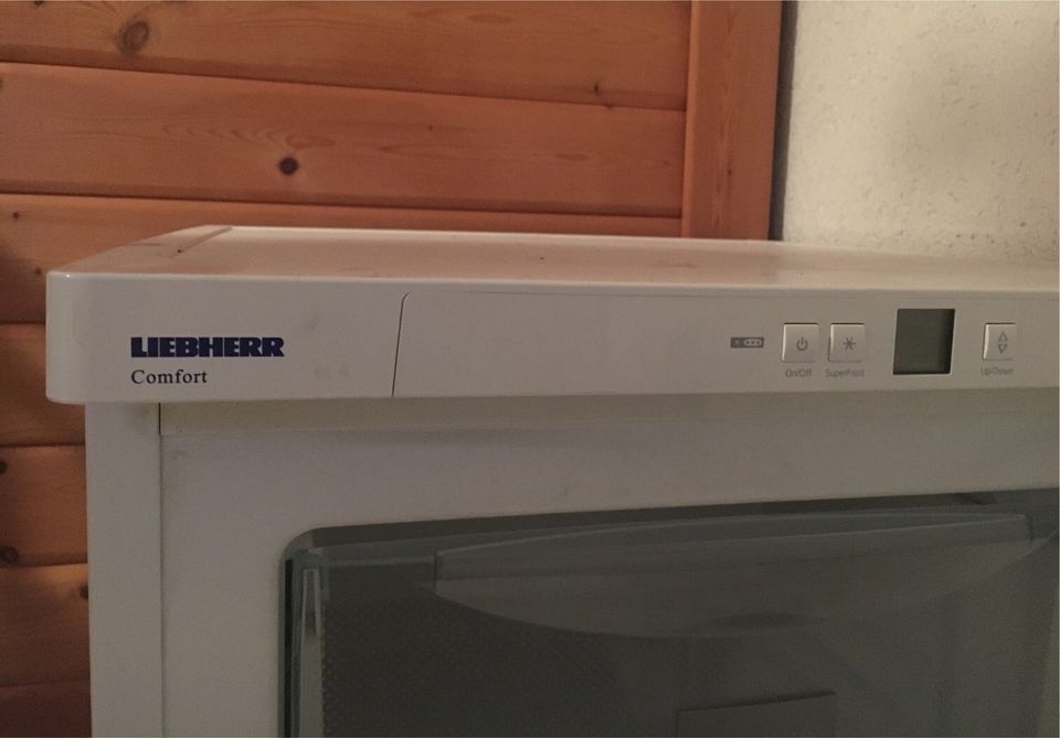 Liebherr Comfort Tiefkühlschrank in Weinsberg