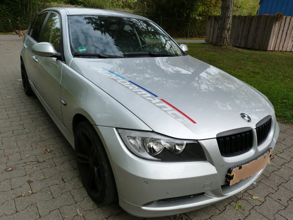BMW 318 i  Sportausstattung in Tuttlingen