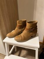 Stiefeletten leicht gefüttert Gr. 39 Nordrhein-Westfalen - Barntrup Vorschau