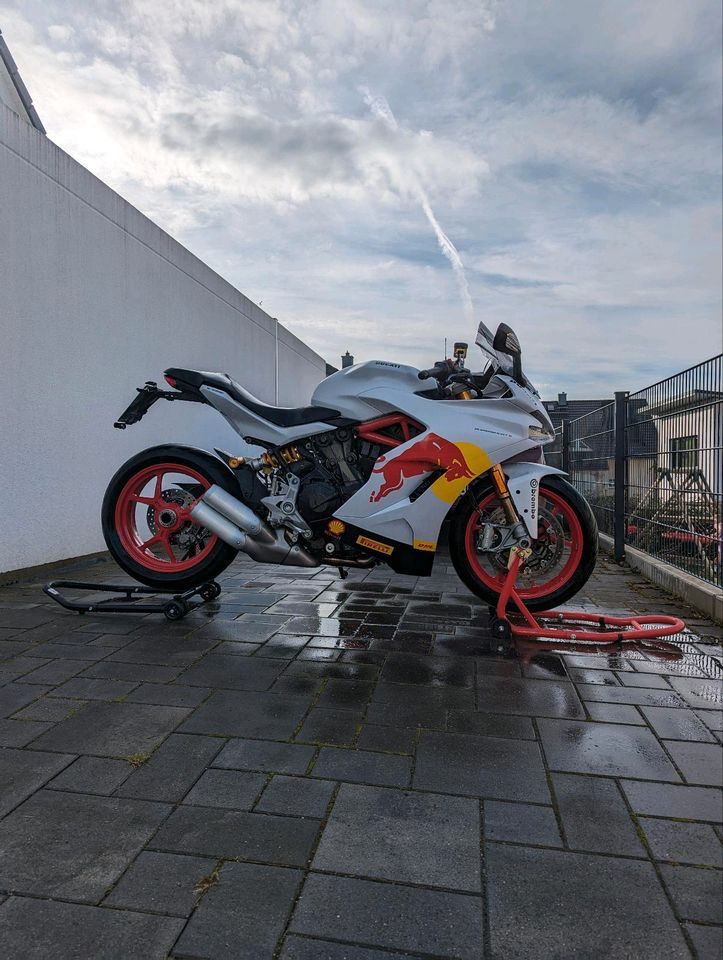 Ducati Supersport 939 S in Hohenstein