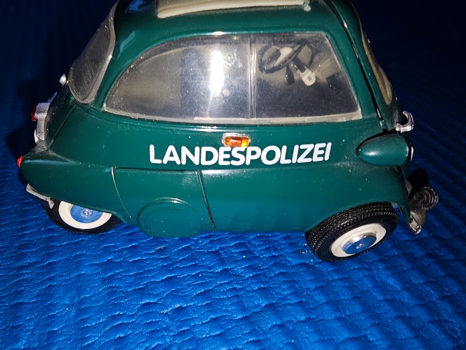 Revell 08911 BMW Isetta 250 Landespolizei 1:18 in Süßen