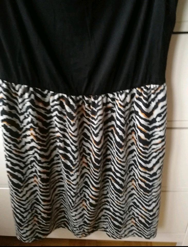 Kleid Sommerkleid Partykleid Promod Animalprint Gr. 40 42 L XL in Hamburg