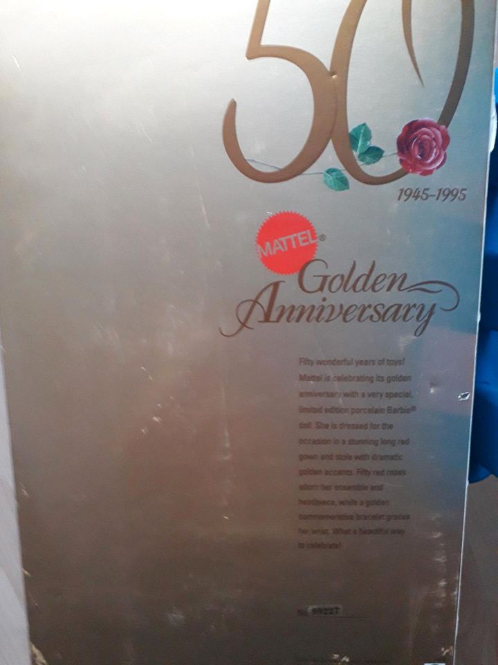 50th Golden Anniversary Barbie Mattel 1995  NRFB in Marburg