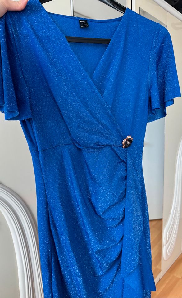 Midi Kleid in Blau in Köln