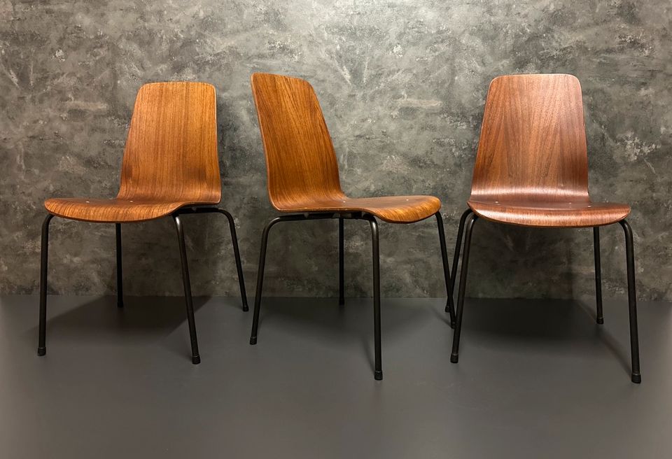 Teak Stühle Vintage Retro Teakholz Stuhl Stapelstühle Dänisch in Bruchköbel