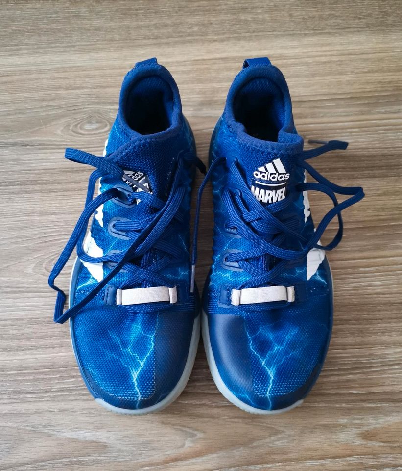 Adidas Marvel Schuhe Gr. 37 1/3 in Niedersachsen - Bramsche | eBay  Kleinanzeigen ist jetzt Kleinanzeigen