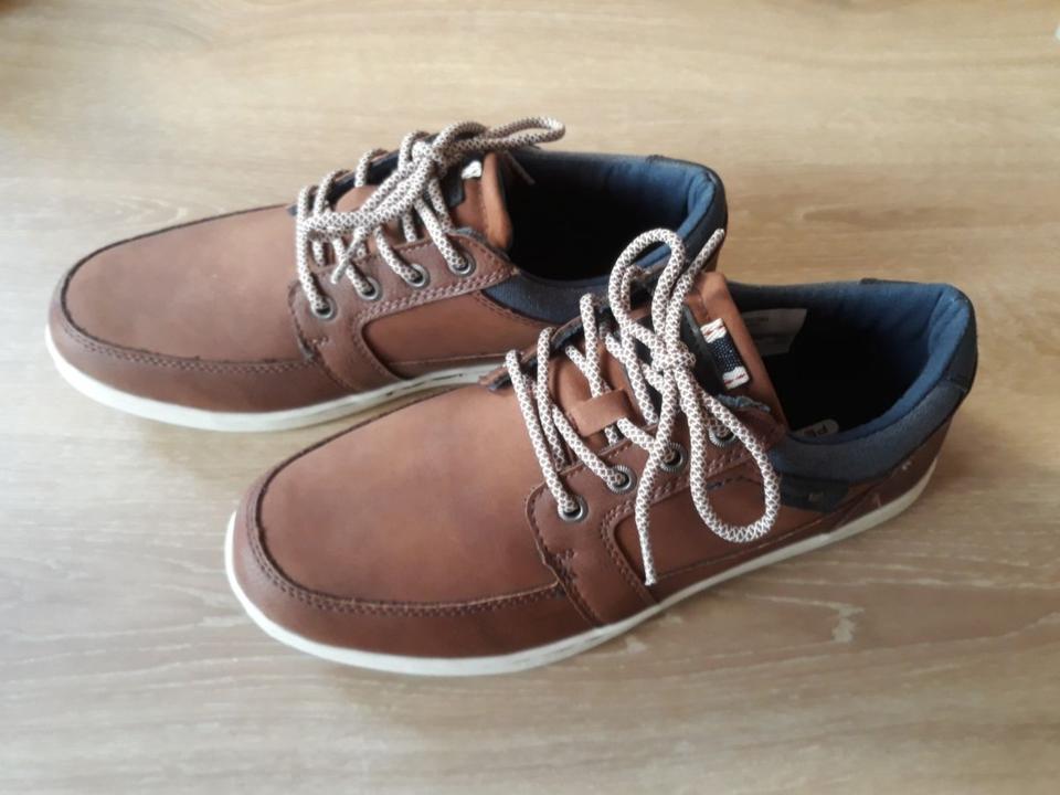 NEU! Petrolio Sneaker Größe 40 Schuhe für Jungen & Herren in Burgstädt