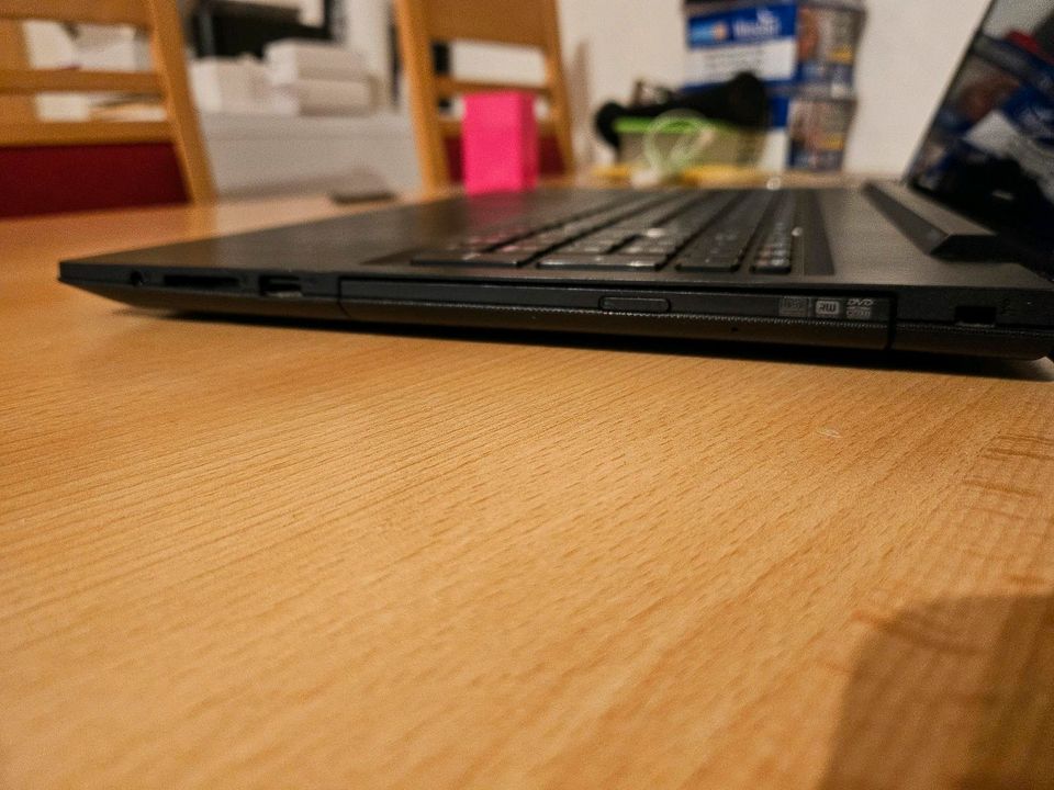 15,6 Zoll Gaming Laptop mit Intel Core i7 und SSD in Regensburg