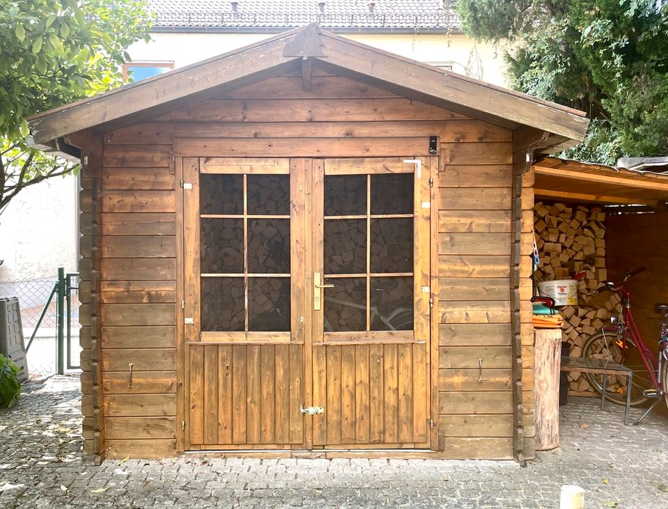 Schönes RMH mit Solaranlage, Loggia, Wintergarten mit Garten und Garage in Bobingen-Siedlung kaufen in Bobingen