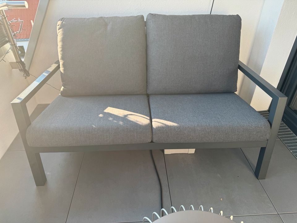 Lounge Couch Alu anthrazit 12cm Outdoor Auflage in Frankfurt am Main