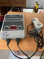 Super Nintendo mit zwei Controller ohne Netzteil Baden-Württemberg - Crailsheim Vorschau