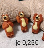 0,25€ Mascha und der Bär Spielzeug Figuren Tortendeko Tortentoppe Bayern - Mainburg Vorschau