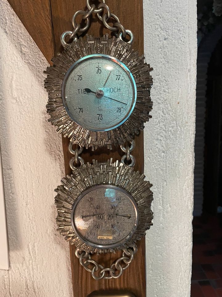 Hochwertiges Barometer/Thermometer in Fulda