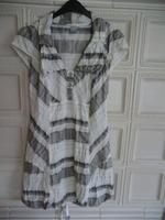 Kleid Liberty Gr. M beige-grau-braun gestreift kurzarm Bayern - Großmehring Vorschau