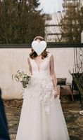 Pronovias Brautkleid V-Ausschnitt Tüllrock Blüten Essen-West - Holsterhausen Vorschau