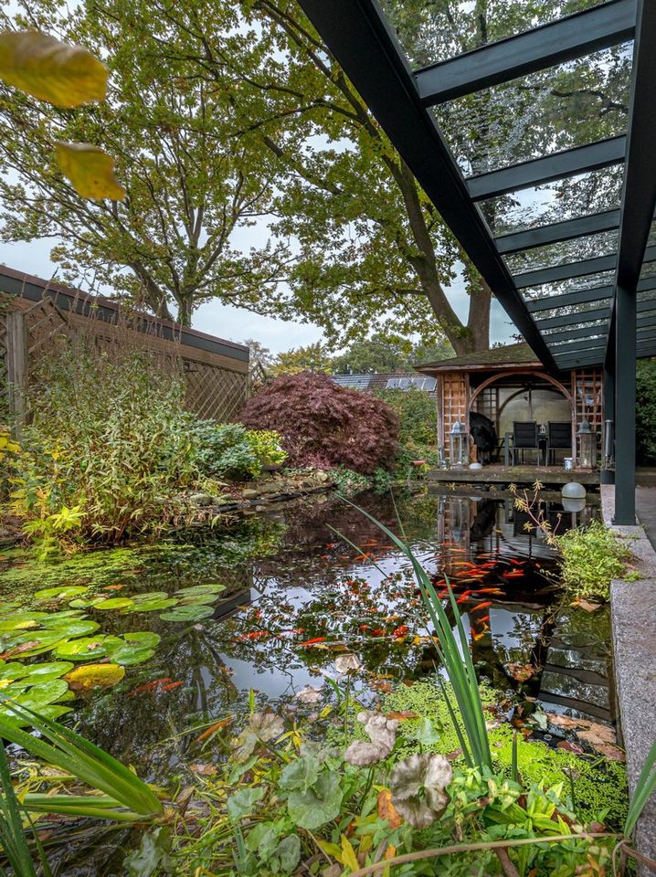 Idyllisches Alstertal - Wunderschönes Einfamilienhaus im beliebten Poppenbüttel nahe Golfplatz! in Hamburg