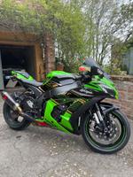 Kawasaki ZX 10R REIFEN NEU & INSPEKTION NEU Kr. München - Taufkirchen Vorschau