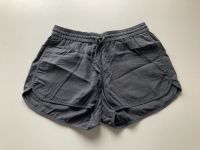 Damen Shorts dunkelgrau Größe 36 Rheinland-Pfalz - Bodenheim Vorschau